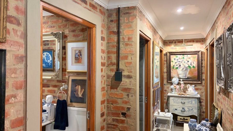  Bedroom Property for Sale in Viljoenskroon Rural Free State